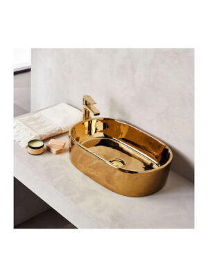 Οβάλ νιπτήρας μπάνιου Corona της εταιρείας Tema, κατασκευασμένος από πορσελάνη. Η πορσελάνη είναι ένα υλικό υψηλής υγιεινής, διότι είναι ελάχιστα πορώδης και δεν επιτρέπει στα μικρόβια να εισχωρήσουν. Επίσης καθαρίζεται πολύ εύκολα.